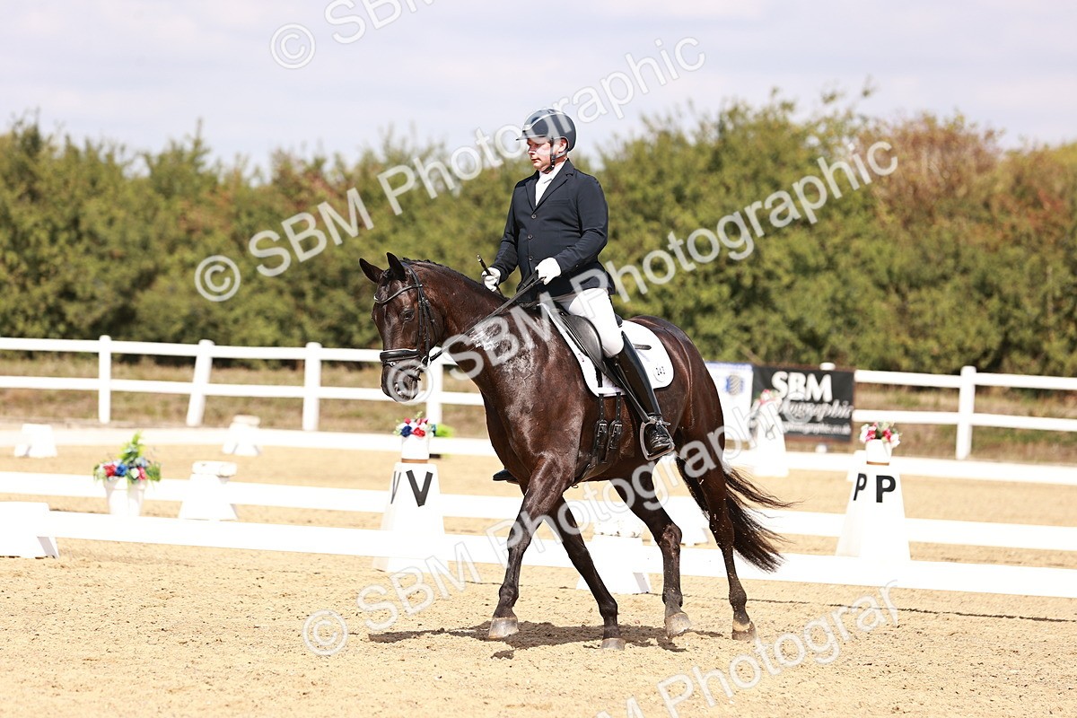 SBM_018532 - Class 17 - Novice 6