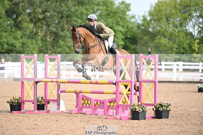 240802A-085635-03271 - Cls 21 A&B Brit Nov & 90cm Open