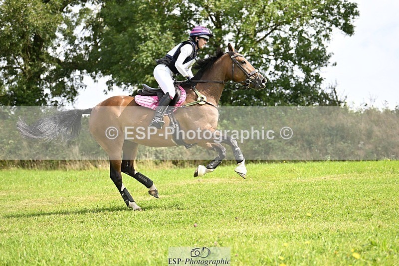 240831A-132952-02617 - 069-Darcey.Cutts-KATERINA