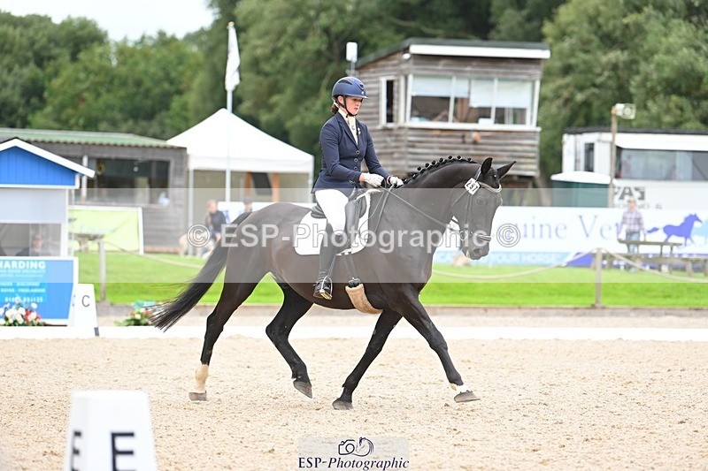 230813-165922-08524 - Cls 14 Medium Silver 16.45 to End