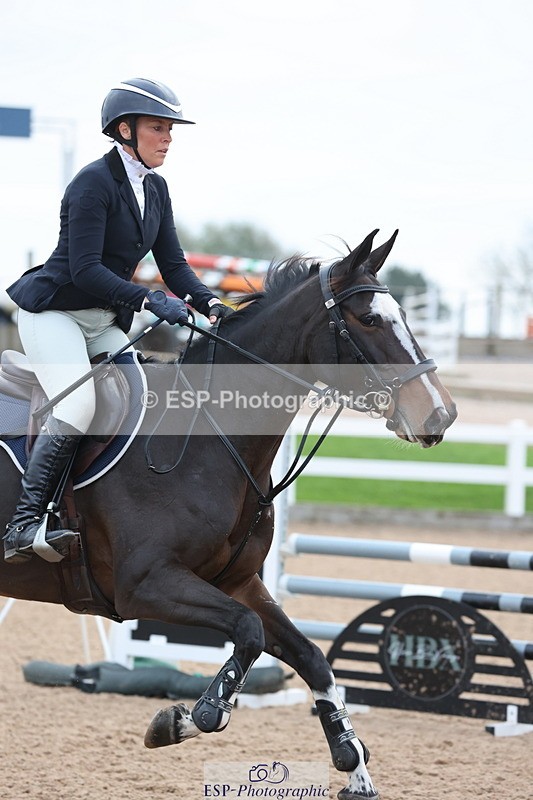 241101A-082053-00190 - FRI Cls 2 British Novice and 90cm Open