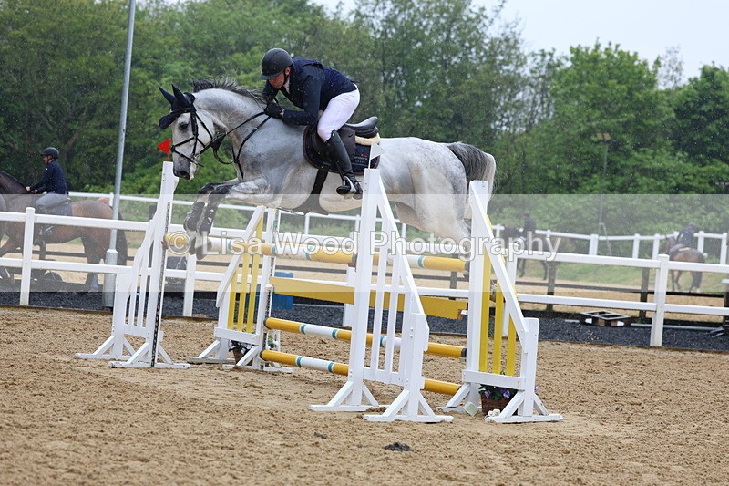 3E7A7389 - Class 8: Senior Foxhunter/1.20 open