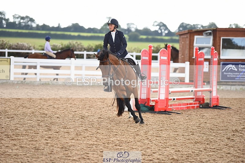 230815A-163216-00172 - 70cm