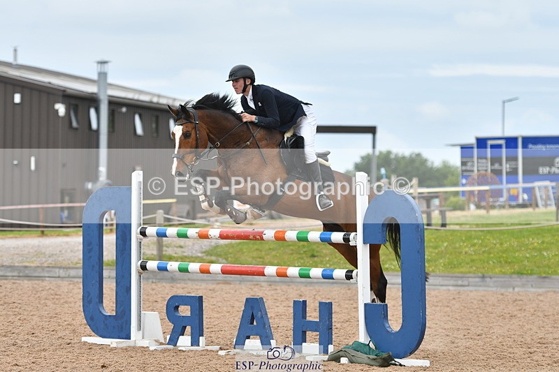 240609A-144004-06271 - Cls 19 Snr Foxhunter and 1.20m Open
