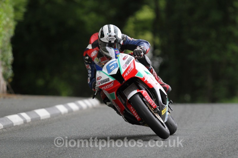 Michael Dunlop Honda / MD Racing - Monster Energy Supersport Race 1