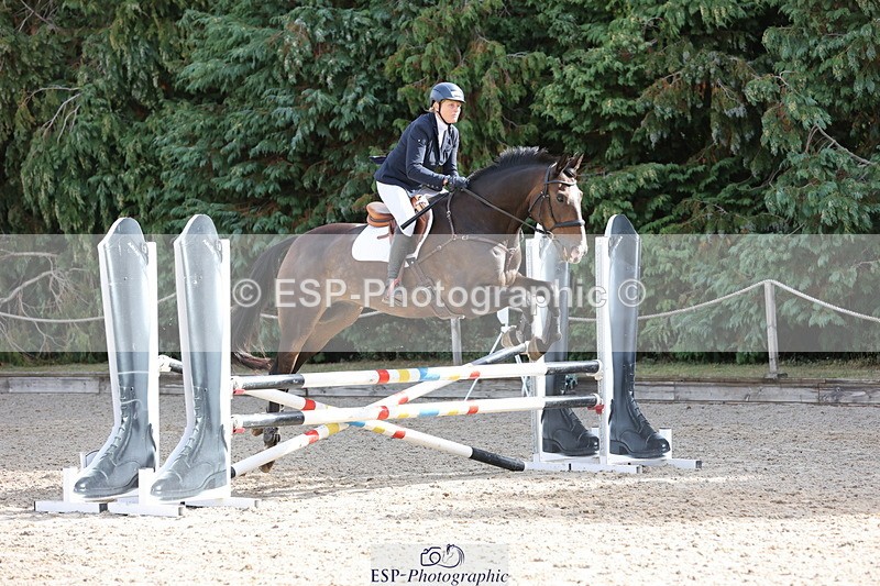 250829A-102731-01123 - Cls 7 British Novice and 90cm