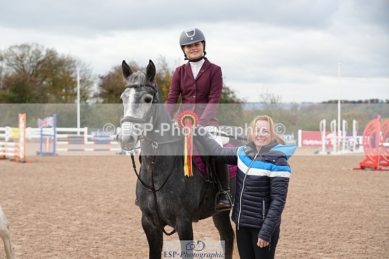 251026-123109-02407 - Cls 4 Pony Winter Novice + 80cm Open