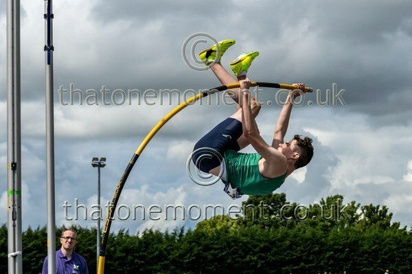 SIAB23-914130 - Field Male Set Two