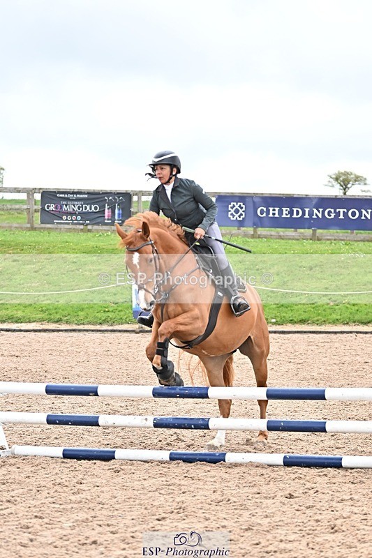 250414-101336-00028 - 70cm Round 1