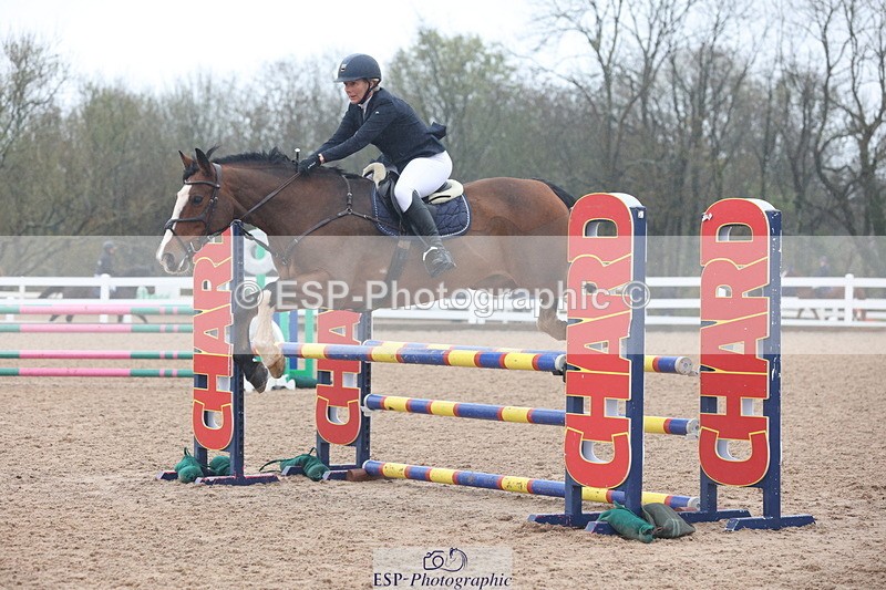 231112A-101337-03257 - Cls 17 Blue Chip Novice Winter Qualifier