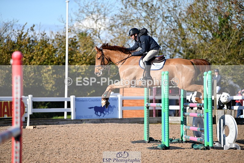 231110A-131406-00487 - Cls 5 Newcomers & 1.10m Open