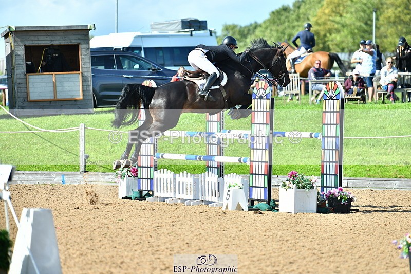 230811A-163152-06208 - Cls 24 Nat 1.30m Open