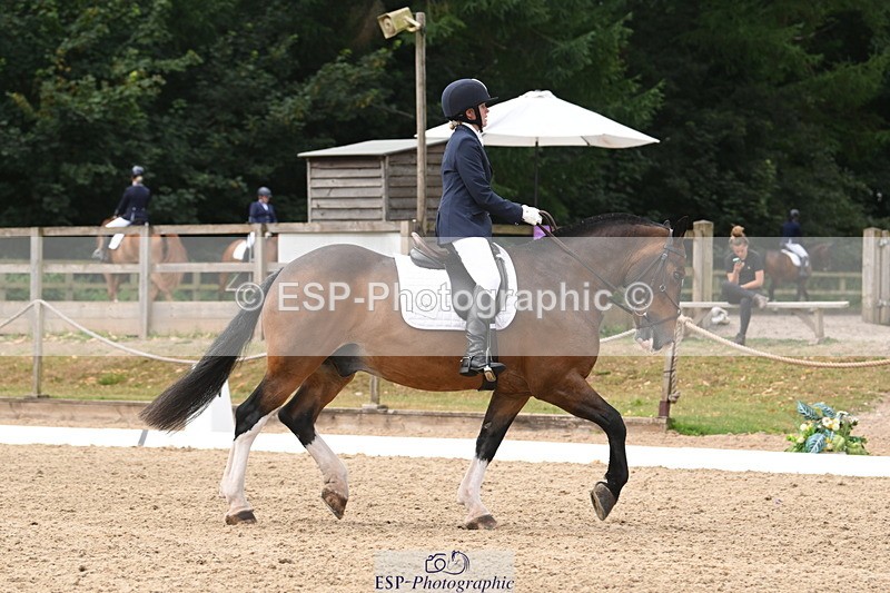 250719A-120259-04570 - 026-Carol.Quantrill-Cormoy.Lad