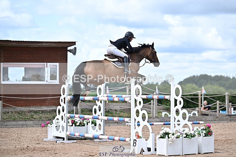 250731-140800-01054 - Cls 04 7Yr Old Jump Off