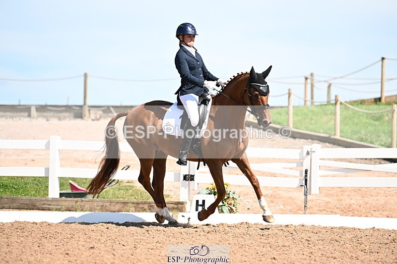 240816A-143003-05612 - 300-Andrea.Kennedy-Ricardo.Red