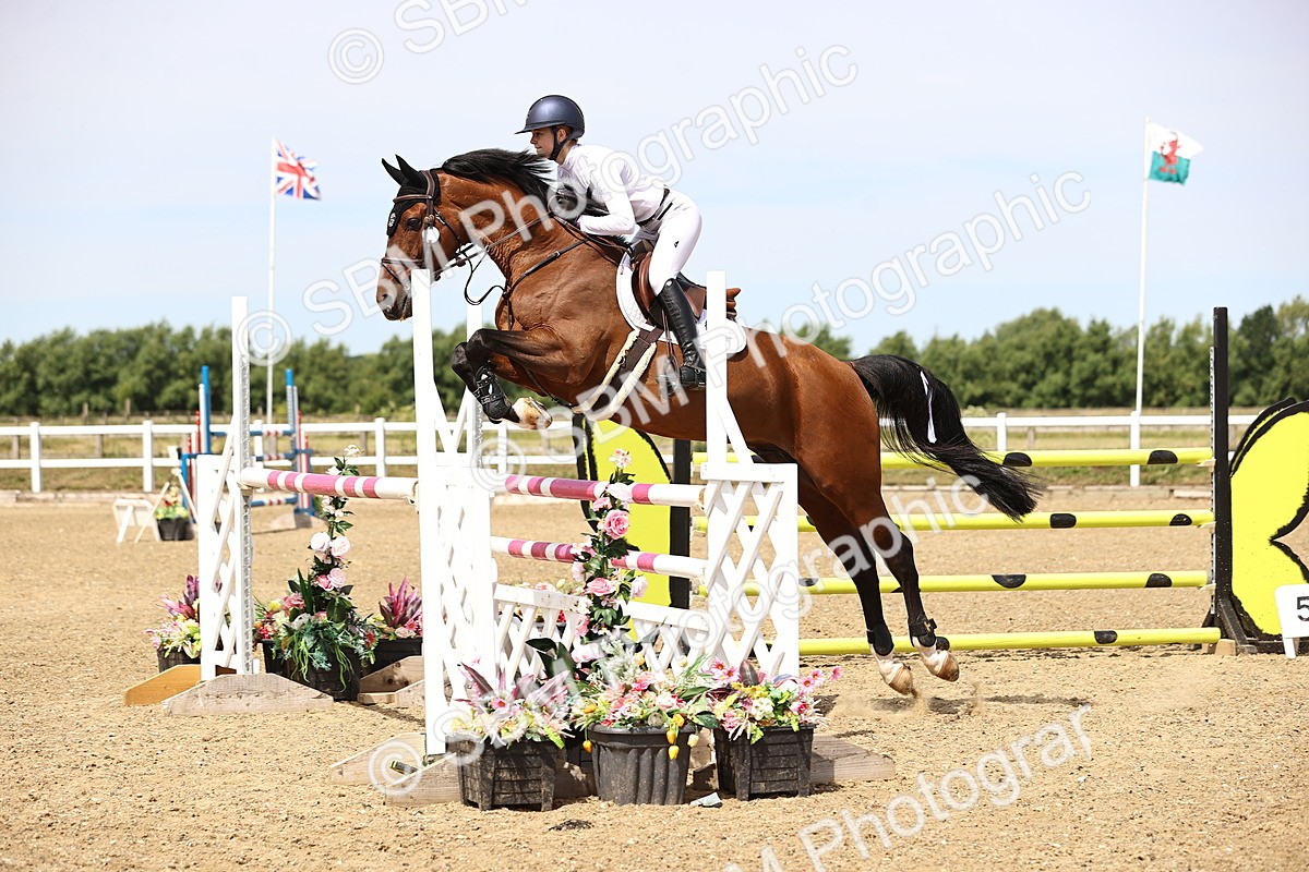 SBM_000442 - Class 15 - Redpost Equestian Senior Foxhunter - 1.20m