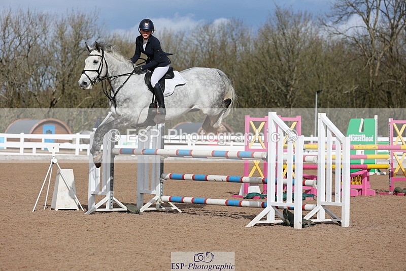 240223A-120526-01074 - Cls 4 Snr 1.05m Open