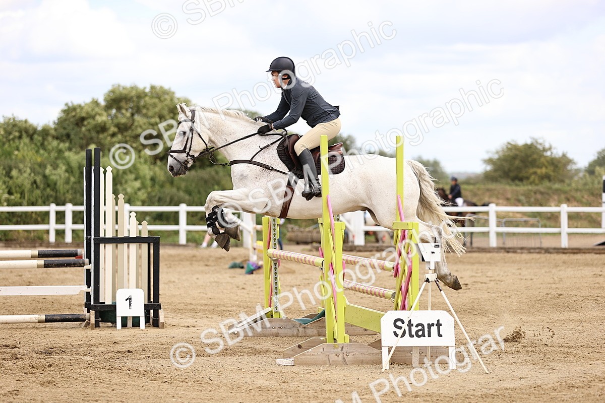 SBM_000009 - Class 3 - 90cm showjumping