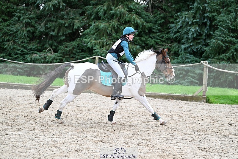 241117-143013-04611 - Cls 3 90-95cm 14.00 to 15.00