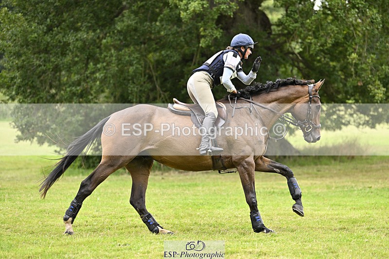 240825X-181446-38354 - 80cm XC 17.30 to End