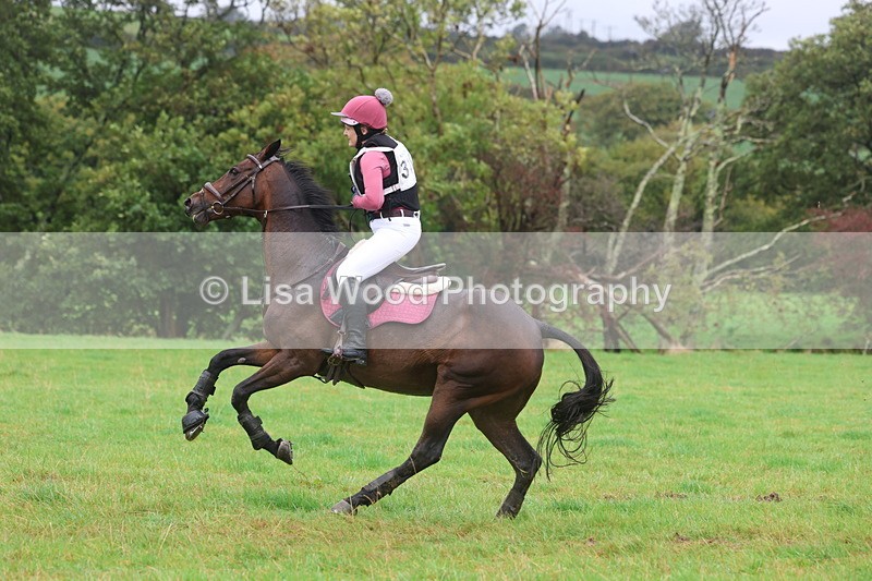 3E7A1756 - Class 3: 70cm Pairs: Half Roll Top