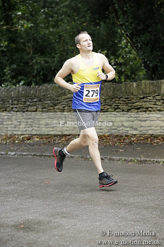 CAD131019-0112 - Cadence Events Grittleton 10km 13/10/19