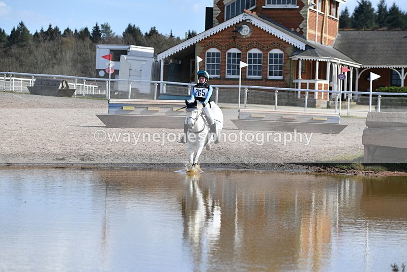 WJ5_8677 - Time 14:48 to 15:04