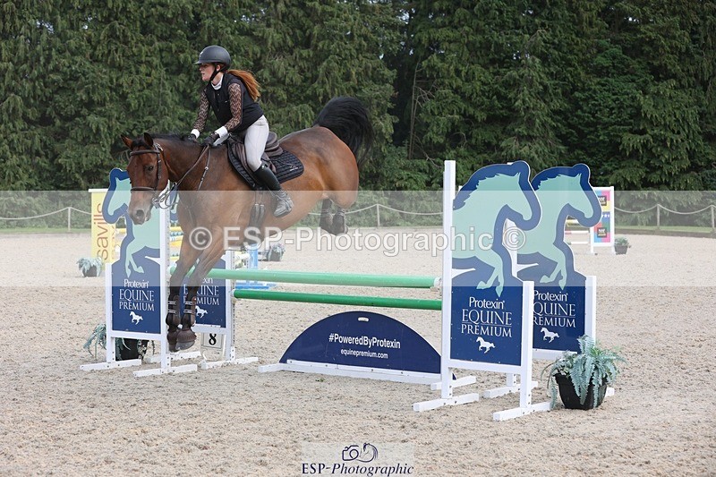 230908-154300-02591 - Cls 8 Snr 1.05m Open