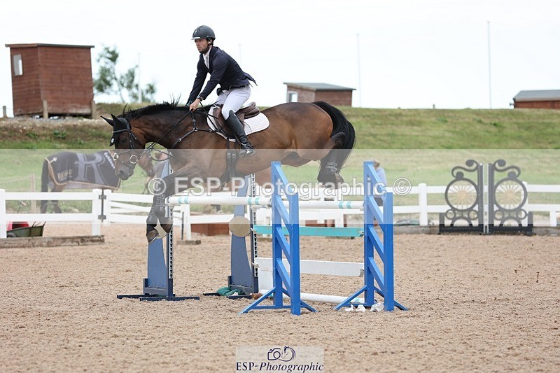 250625-160117-01600 - Cls 6 Foxhunter and 1.20m Open