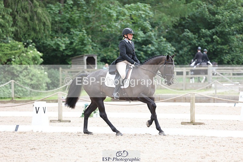 240524-170718-11220 - 376-STORM_BLUE_CURTIS-Phoebe_Buckley