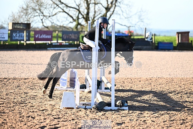 251130-101109-01304 - Cls 18 50cm Clear Round