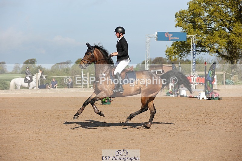 250427-092812-14866 - Cls 32 Young Horse 6yr old