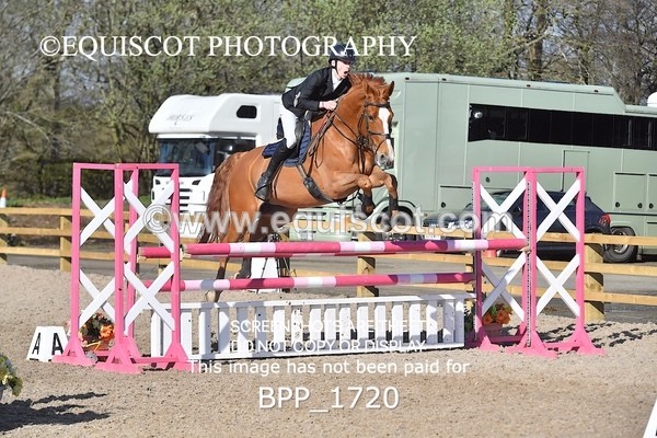 BPP_1720 - CLASS 18 SUN Senior Newcomers/ 1.10m Open