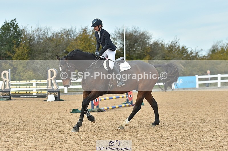 231111A-122844-01857 - Cls 12 Newcomers & 1.10m Open