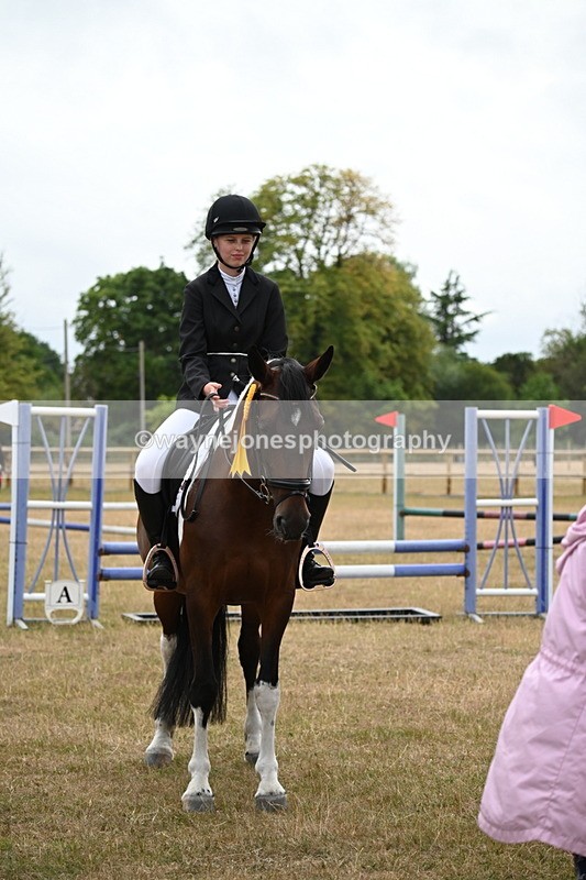 WJ6_0989 - Class 14 Intermediate Jumping 75cm