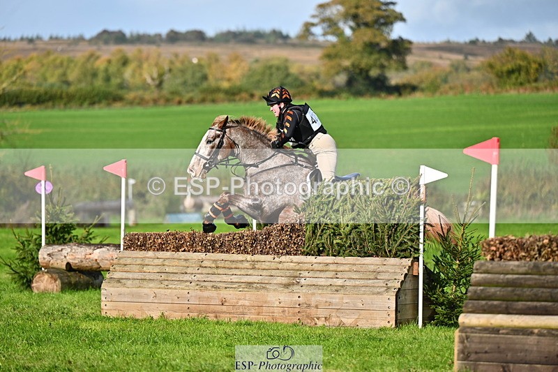 251025A-123745-19177 - F-426-Tracey.Neville