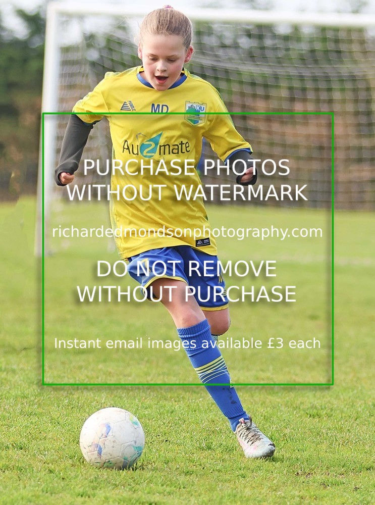 533A3137 - Kendal United Girls Under 10's vs Lune Valley Lightning Under 10's