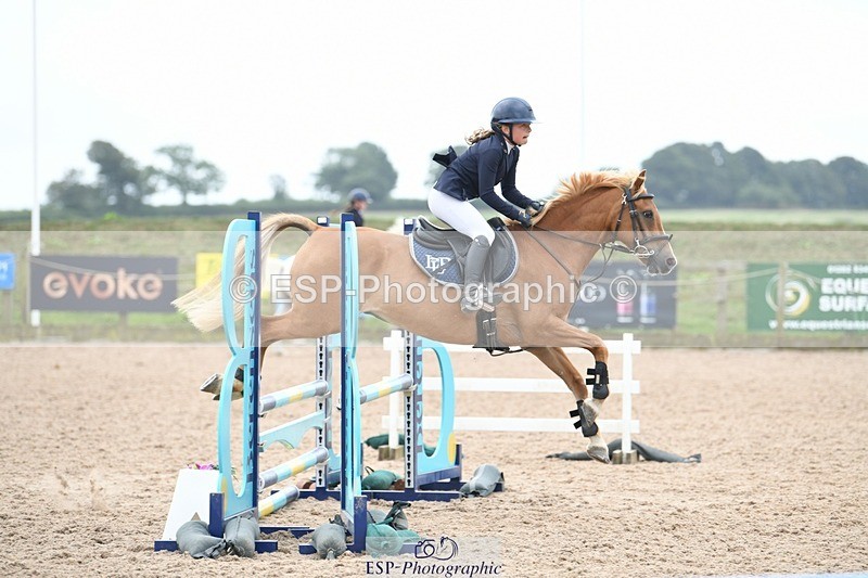 250807-103551-00197 - 80cm Round 1