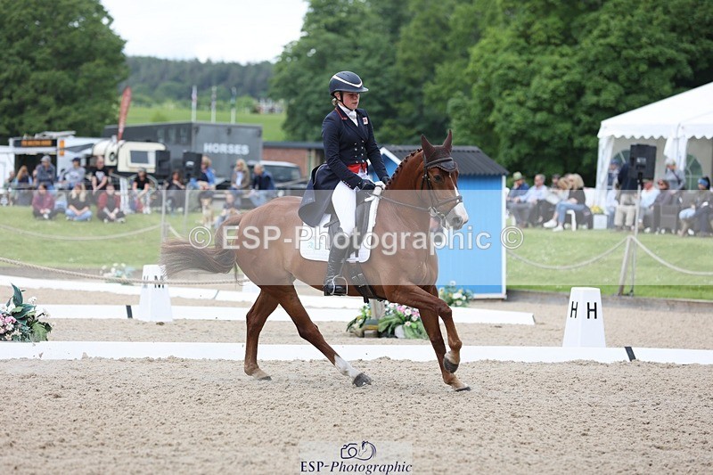 240524-113438-08389 - 269-EMERALD_KATIE-Isabelle_Cook