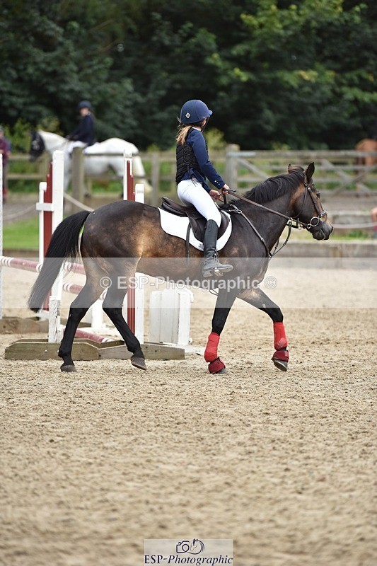 240802-110226-02572 - 80cm Round 1