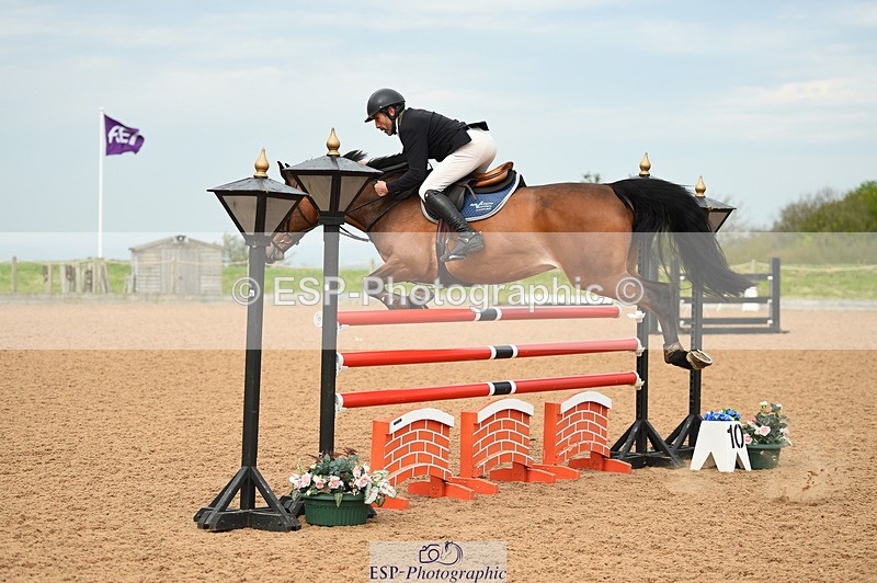 230504A-091534-00314 - Cls 8 Snr Foxhunter