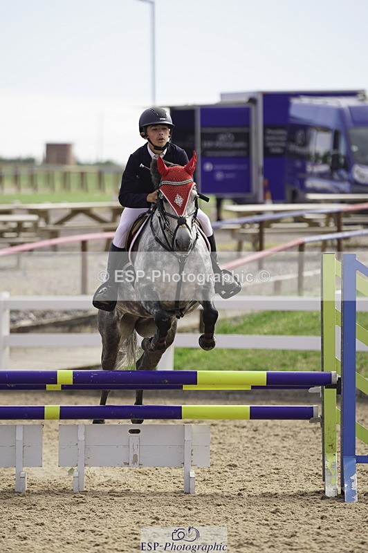 230624A-092522-00697 - Cls 21 British Novice & 80cm Open