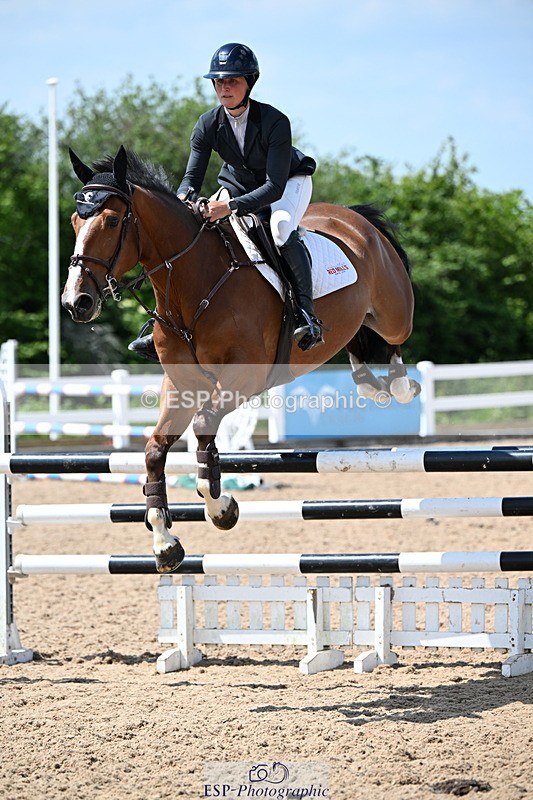 240605A-143422-00754 - Cls 4 Newcomers and 1.10m Open