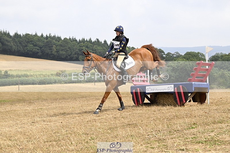 250824A-124306-36461 - 2049-Mia.Lewis-The.flying.scotsman