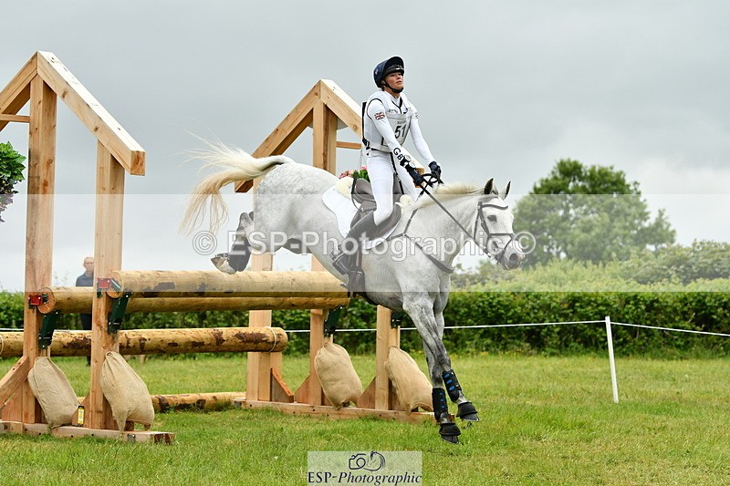 250524A-101219-08658 - A-051-Jemima.Howden-VAN.KAUNITZ