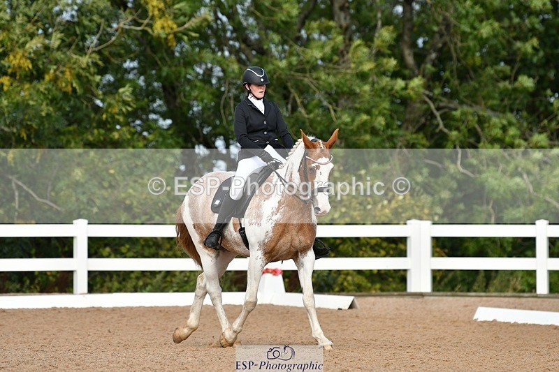 250906-095830-00522 - 090-Isabel.LawsonIn.the.pink