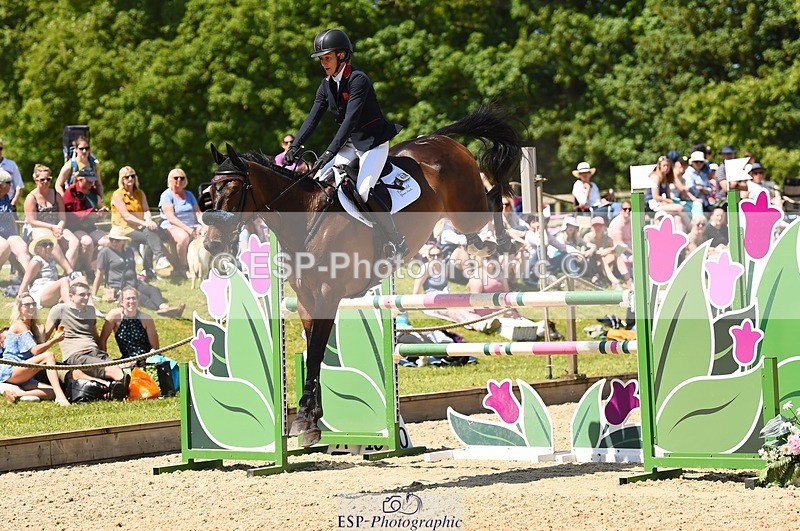 230527-140010-11002 - 438-IRISH_TRUMP-Sarah_Bullimore-SJ