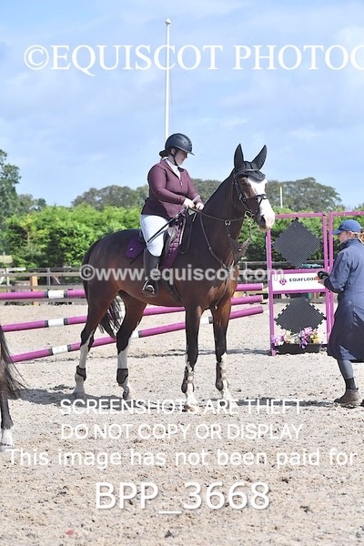 BPP_3668 - CLASS 4 Senior BritiNovice/ 90cm Open