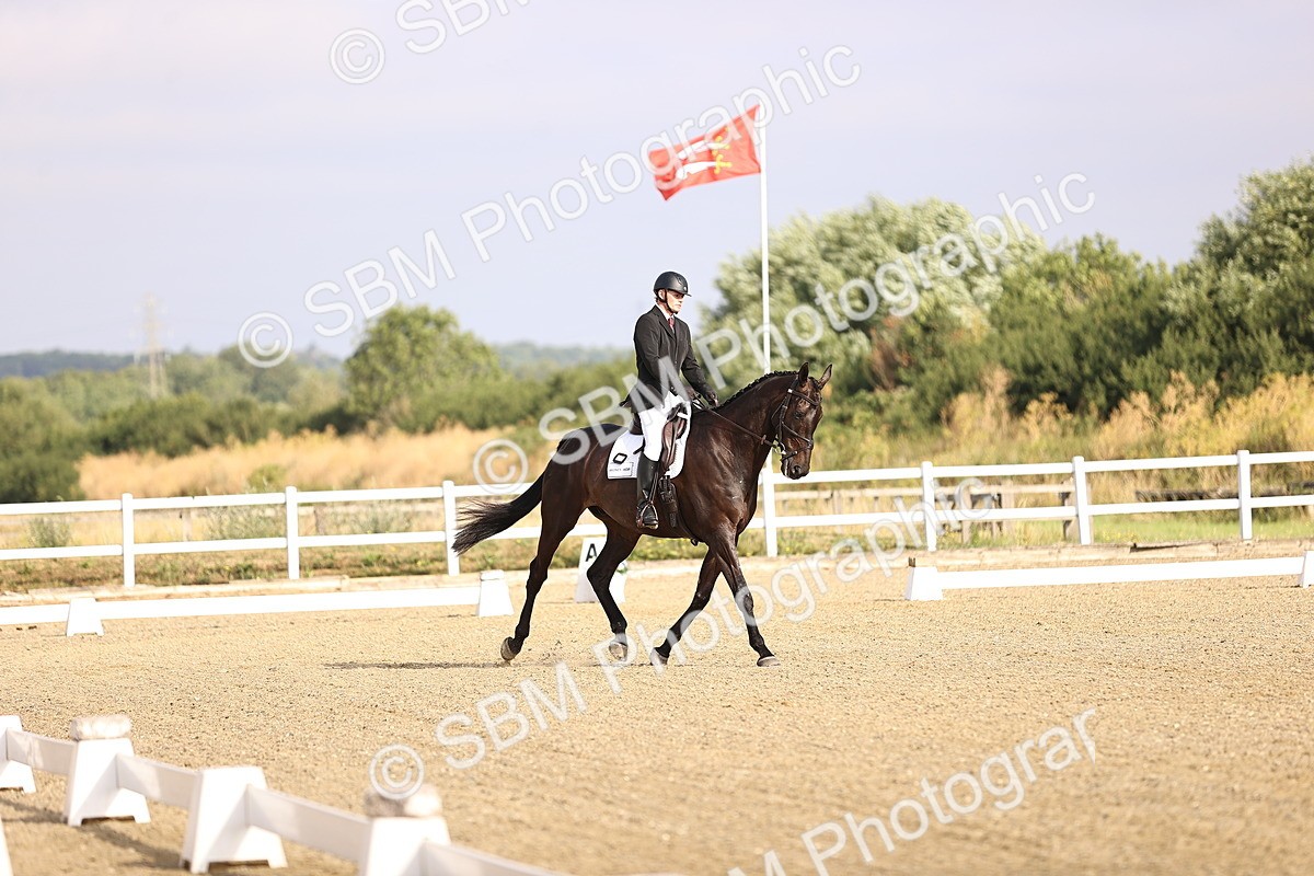 SBM_008464 - Novice 5 - 08.30-9.33