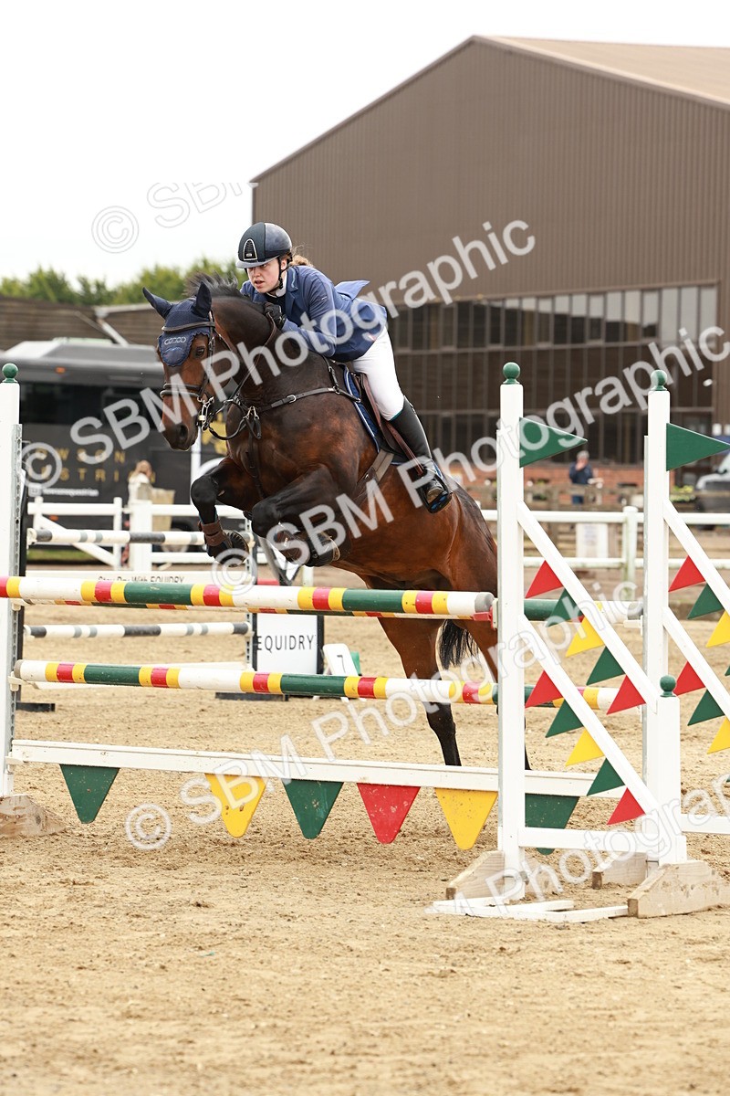 1I0A8017 - Class 5 - Senior Foxhunter 1.20m